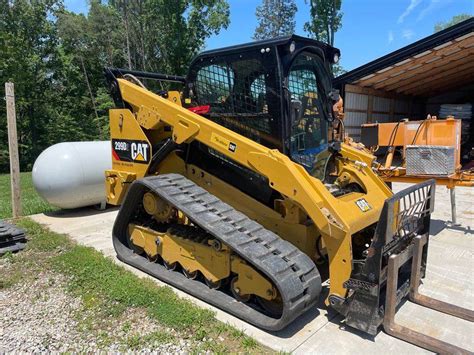 cat skid steer auction|biggest skid steer cat makes.